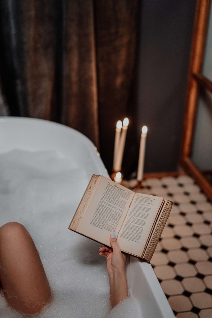 reading in bathtub